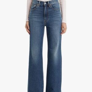 Levi’s Women’s Ribcage Bell Bottom Jeans